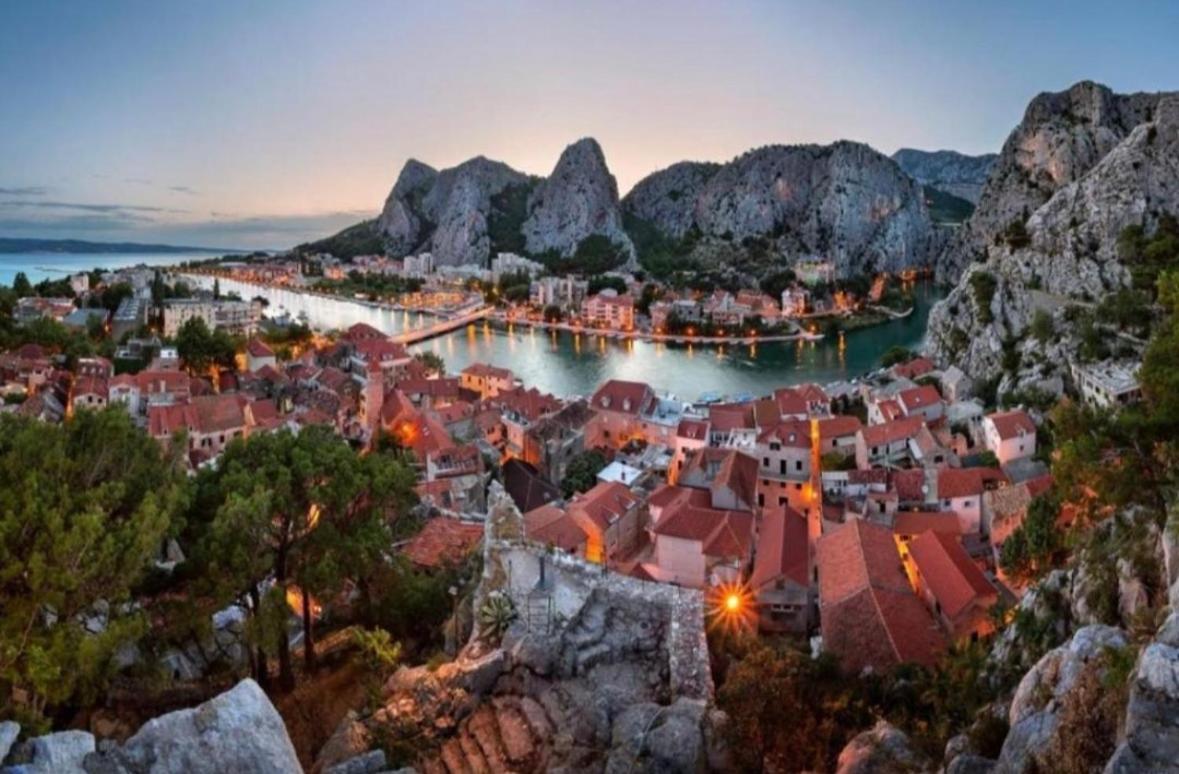 Apartment Ines Omiš Εξωτερικό φωτογραφία