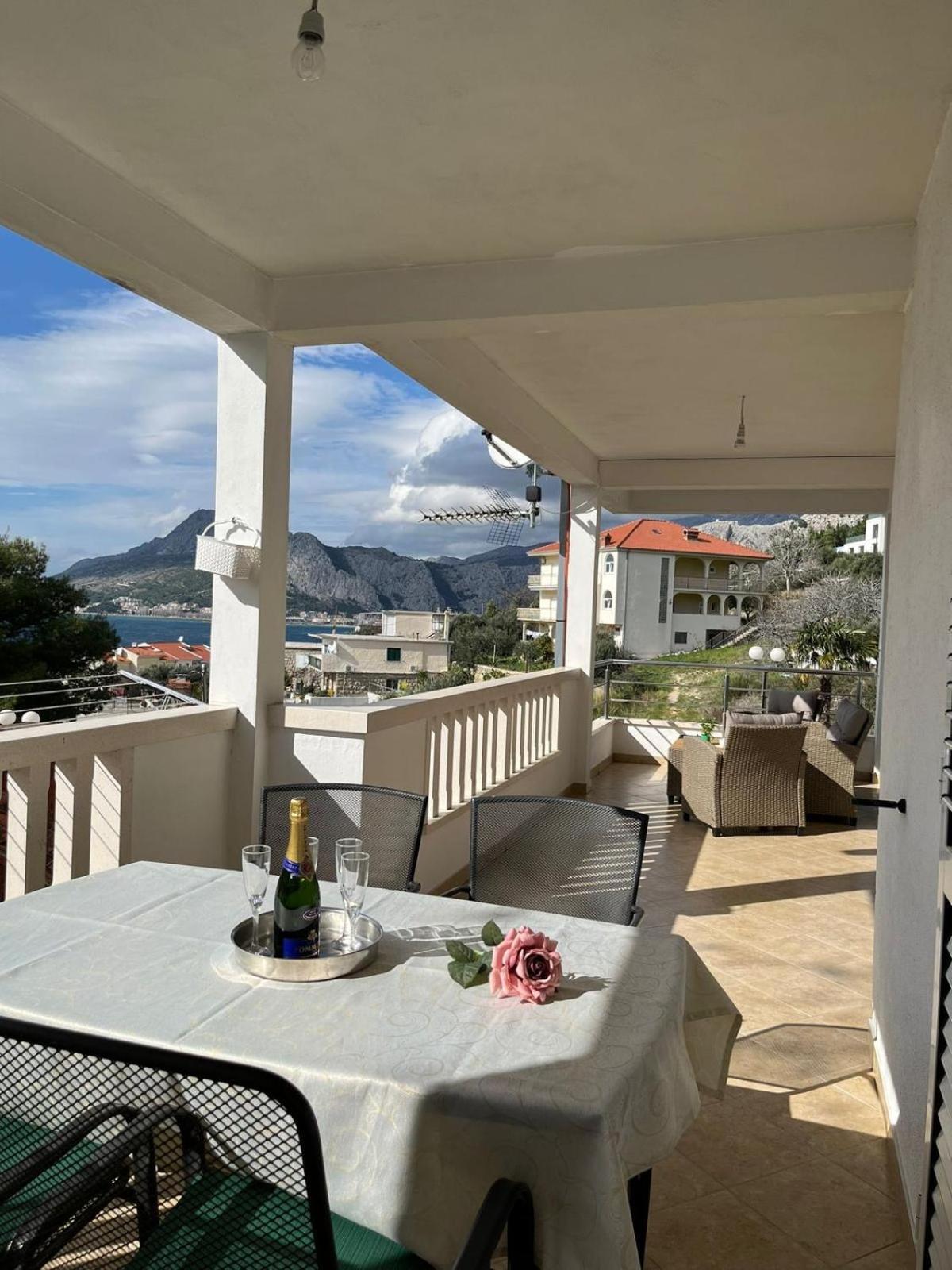 Apartment Ines Omiš Εξωτερικό φωτογραφία