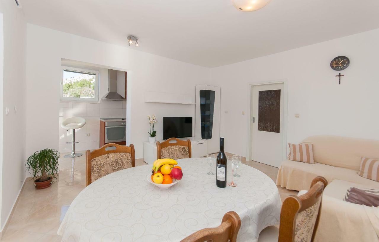 Apartment Ines Omiš Εξωτερικό φωτογραφία