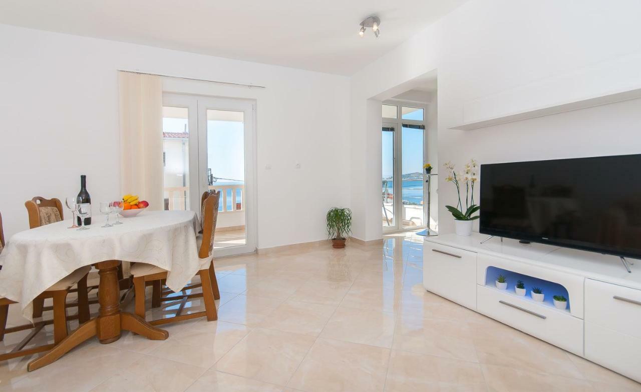 Apartment Ines Omiš Εξωτερικό φωτογραφία