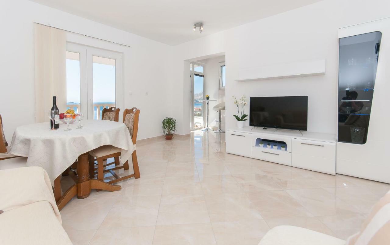 Apartment Ines Omiš Εξωτερικό φωτογραφία
